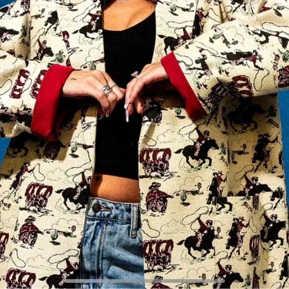 Scorpio Coat in Giddy Up Girl Jacquard - Picture 3 of 3